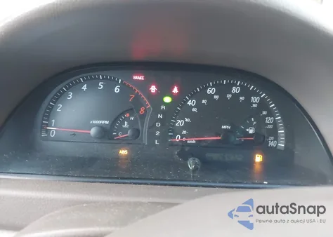 2003 Toyota Camry Le z USA, uszkodzony, nr VIN 4T1BE32K13U682017